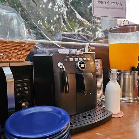 Sabaidee Chiangmai Hotel Sha Чиангмай Екстериор снимка